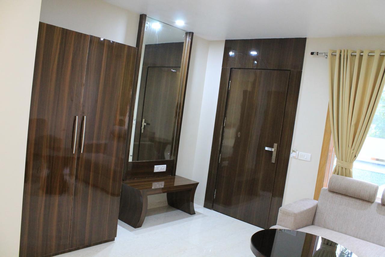 Hotel Goa Continental Arpora Ngoại thất bức ảnh