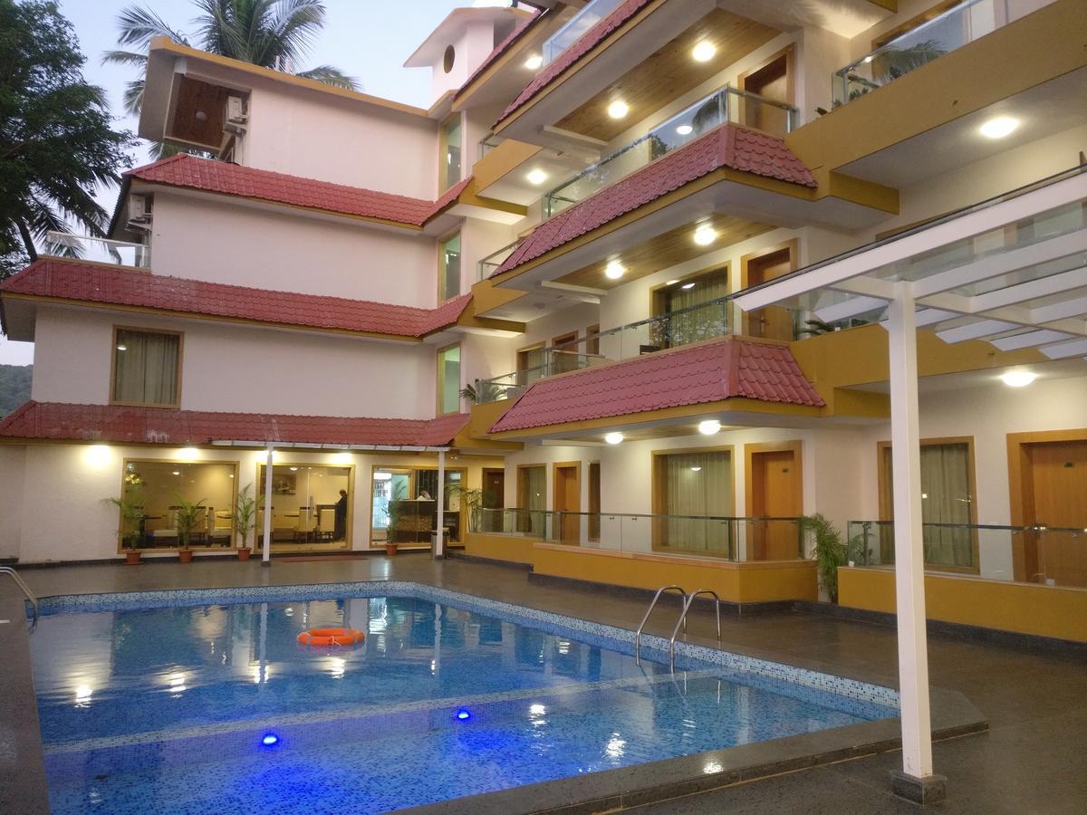 Hotel Goa Continental Arpora Ngoại thất bức ảnh