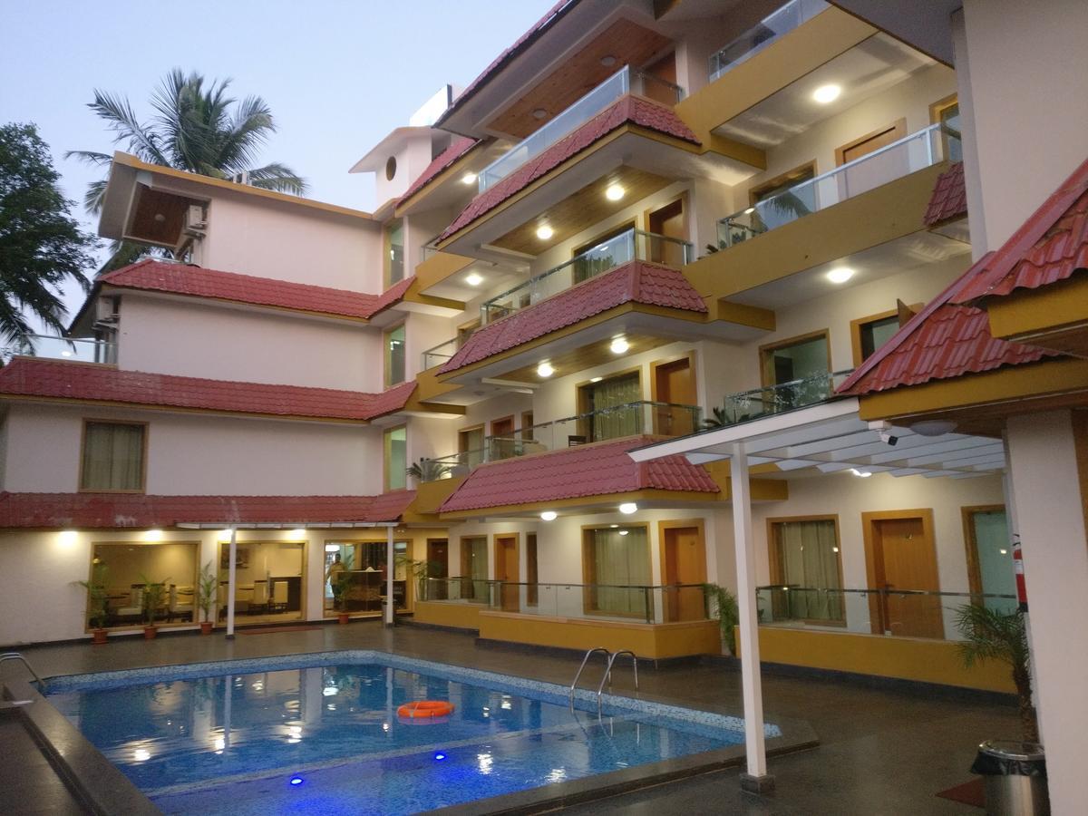 Hotel Goa Continental Arpora Ngoại thất bức ảnh